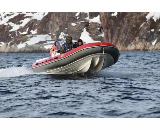 РИБ CAT FORTIS 490 - жестко-надувная моторная лодка, Тип дна: Стеклопластиковое дно, Цвет лодки: Красно-синий, изображение 10