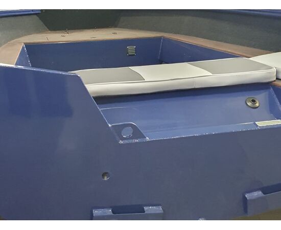 Windboat 4.2 EVO - алюминиевая моторная лодка с тентом и накладками, изображение 3