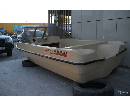 Лодка моторная Riverboat 41 Delta капот, изображение 4
