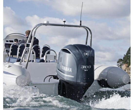 Yamaha F 300 BETX - 4х-тактный лодочный мотор, изображение 2